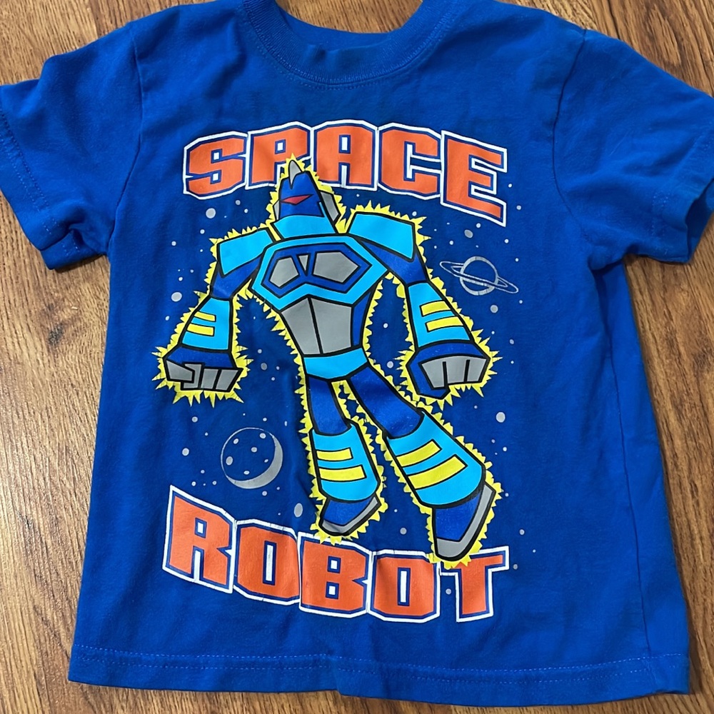 3T BOYS TSHIRT AND SWIM RASHGUARD